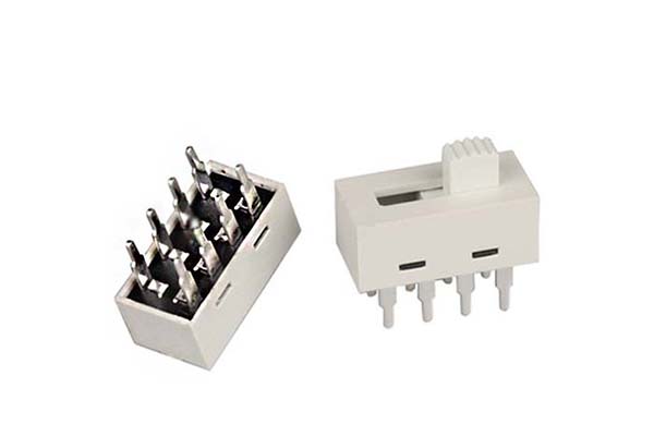 {三档开关 SS-23H30 塑胶直插 拨动开关 width=